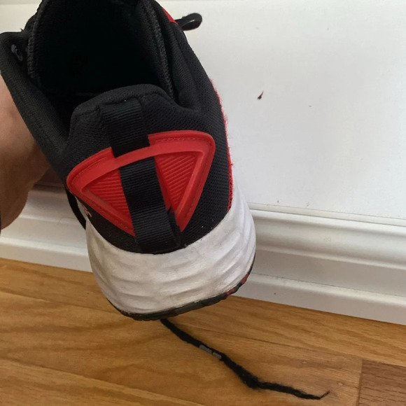 adidas Men's Own the game Basketball Shoe size 10 - Picture 12 of 12